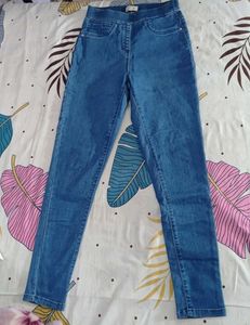 Comfy Denim Pull-On Jeans 💙🥂