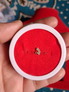 Elegant Gold &amp; Diamond Nose Pin