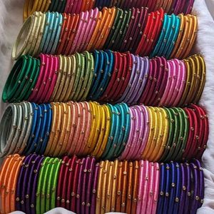 Colorful Bangle Set (Pack Of 6)