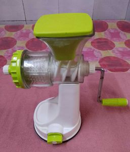 Hand Juicer.