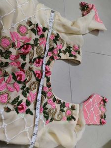 Embroidered Cream Kurta