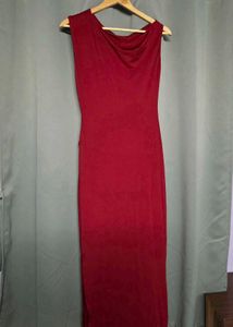 Elegant Off-Shoulder Maxi Dress