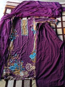woman kurta set
