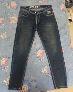 Levis JNS Dark Wash Jeans