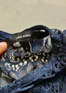Vero Moda lace top