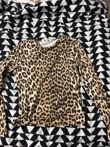 Leopard Print Long Sleeve Top
