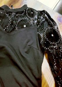 Elegant Black Long Sleeve Top