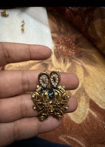 Modern Fancy Earring Set