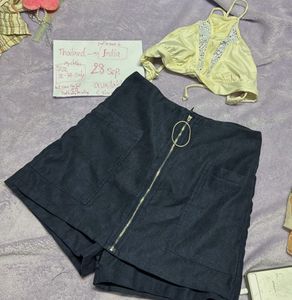 High Waisted Denim Shorts M size