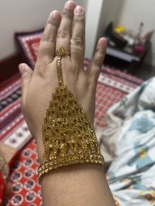 Stunning Hand Bracelet with Ring