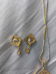 Jewellery Set with Necklace and Earrings