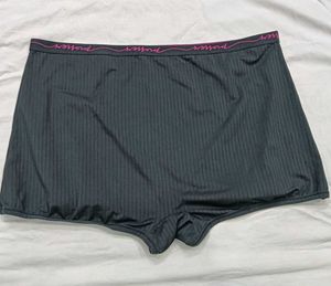 ⭐⭐Comfortable Ribbed Boy Shorts