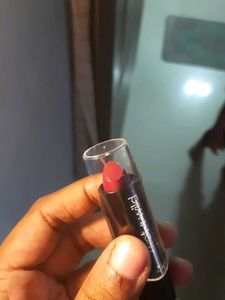 Wet n Wild Lipstick - DARK WINE Shade