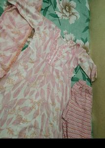 Pink Leaf Print Kurta Set