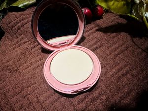 lakme 9 to 5 dual finish compact