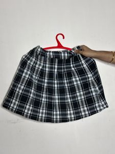 Plaid Pleated Mini Skirt