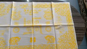 Swaddler FOR NEW MOTHER RITUALS (Kua Pujan)