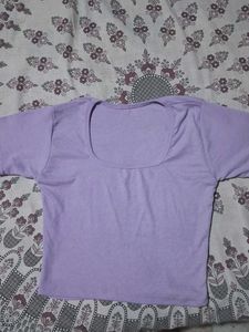 Women square neck half sleeves top