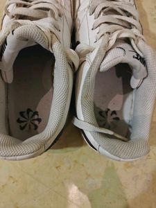 Nike White Court Vison