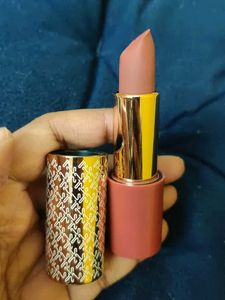 Kay Beauty Matte Lipstick - Shade Wrap up