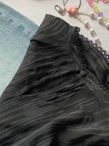 Black Lace Detail Cropped Blouse