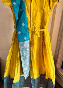 Elegant Yellow Kurta Set with Blue Dupatta