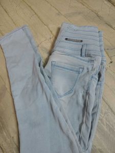 Light Blue High-Waisted Skinny Fit Jeans