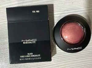 MAC Mineralize Blush - Petal Power