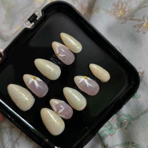 Press on nails