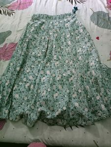 Flowy Floral Midi Skirt
