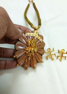 Wooden Pendant Necklace