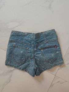 Demin Short