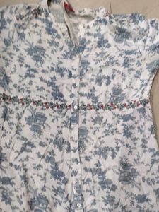 Beautiful White Floral Kurta