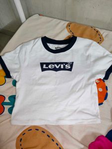 Levi's White T-Shirt