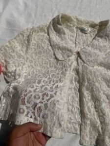 Vintage Lace Peter Pan Collar Top