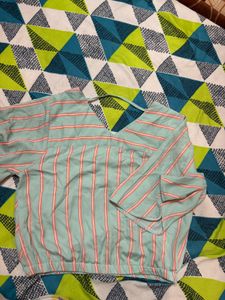Striped V-Neck Long Sleeve Top
