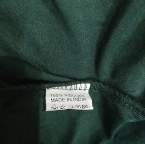Entease dark green Shrug or cover up