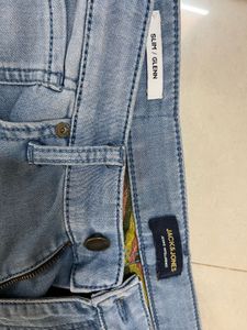Men's Light Wash Denim Jeans