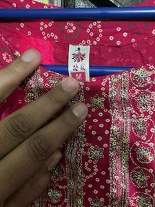 Vibrant Pink Ethnic Pants with Golden Motifs