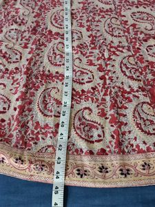 Elegant Red &amp; White Paisley Kurta