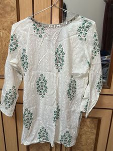 Elegant White Kurta with Green Floral Print
