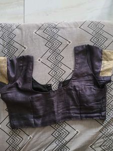 Elegant Grey Saree with Gold Border