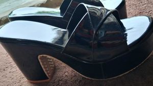 heel 👠