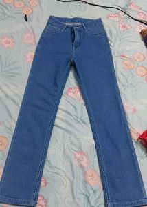 Medium-Blue Straight Fit jeans