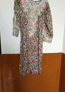 Floral Embroidered Kurta
