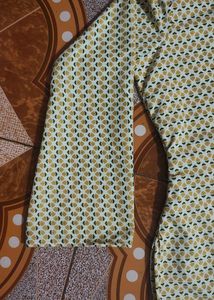 Short Kurti With Bell Bottom Sleeve