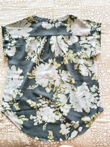 Vera Wang Floral Print Blouse