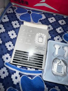 Ultrapods Max Earbuds