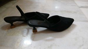 Black Pointed Toe Mules/Kitten Heels w stockings