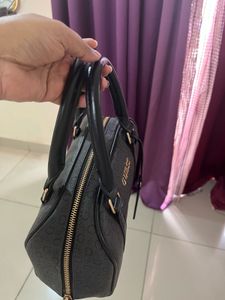 Authentic Guess Satchel Bag Combo